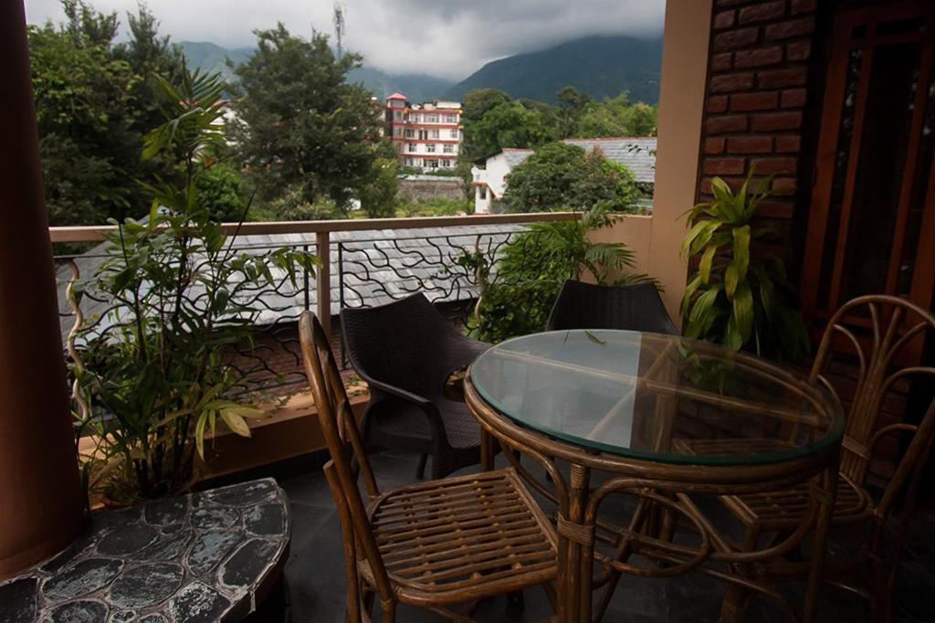 The Divine Hima Hotel Dharamshala Exterior foto