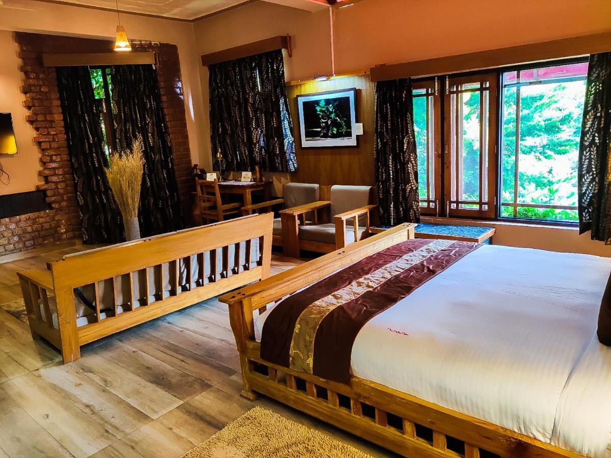 The Divine Hima Hotel Dharamshala Exterior foto